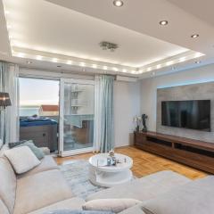 Luxury apartman SKY with sea view and whirlpool