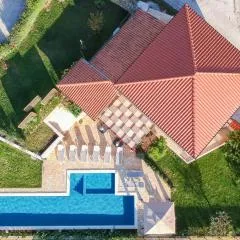 Villa MATER - luxuriously equipped villa with a 15m long swimming pool