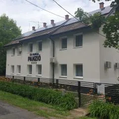 Kid Família Panzió Balatonszárszó