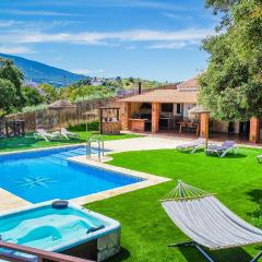 Cubo's El Balcon de las Lomas