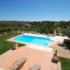 4 bedrooms villa with lake view private pool and jacuzzi at Tavira