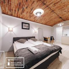 M1 Main Square Studio