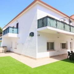 Sol Cavet con jardin Portaventura