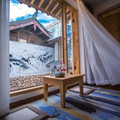 Lijiang Yunqi Holiday Guesthouse
