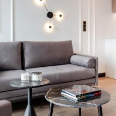 Deo Plaza Waterfront Luxury Apartments by Rent like home