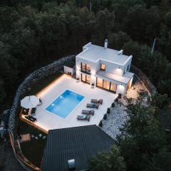 Villa Moretto with outdoor swimming pool and jacuzzi
