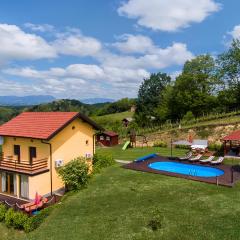 Beautiful Home In Bobovec Rozganski With Jacuzzi, Wifi And Outdoor Swimming Pool