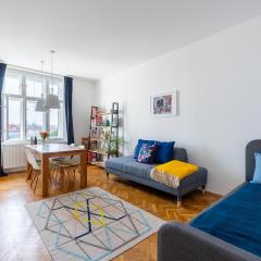 *SUNNY and STYLISH* Apt with BALCONY near TV Tower