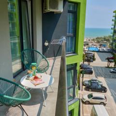 Sunny Side Apartments in complexul Alezzi Beach