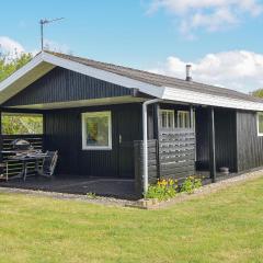 2 Bedroom Beautiful Home In Hemmet