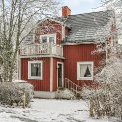 Nice Home In Filipstad With 3 Bedrooms