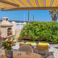 Beautiful 2br with AC and sea-view terrace in La Seyne-sur-Mer Welkeys