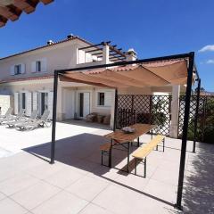 Spacious house in Aldeia dos Pinheiros with pool