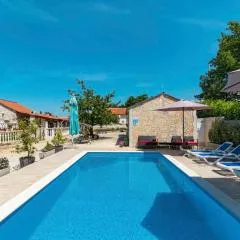 Holiday Home Glavica by Interhome