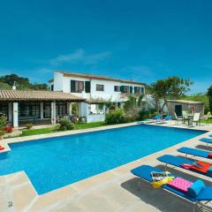 Villa Tomeu Seguinot by Sealand Villas