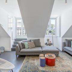 Principe Real charming garden view flat at the heart of Lisbon