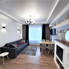 2 BDR apartment near Gorky Park, Center