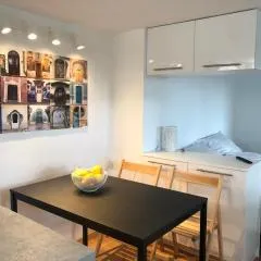 3M HOUSE