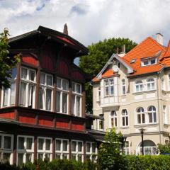 Apartament ze słoneczną werandą -250 m do plaży