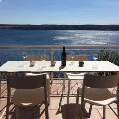 Seaview Apartments