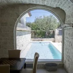 Trulli Pietraviva with Pool