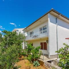 Apartment Tea by Interhome