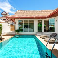 Luxury Pool Villa A14 3BR 6-8 Persons