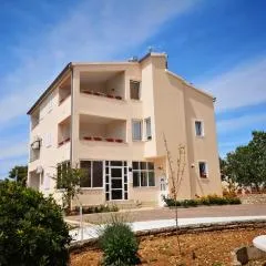 Apartments Villa Korina