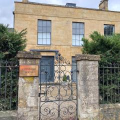 Cotswold House