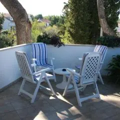 Apartments Brac Mirca