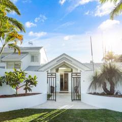 Island living in the heart of Noosa