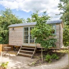 Perkins luxury shepherd huts