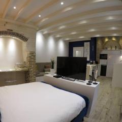 CHARMANT STUDIO HYPER CENTRE