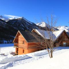 L'Aoùro Hameau des Chazals Nevache Hautes Alpes