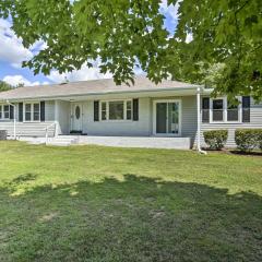 Serene Home on Pond - 5 Mi to Dtwn Greensboro