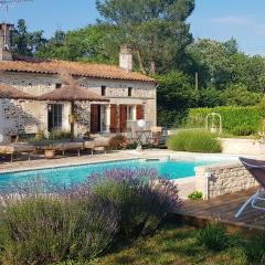 Maison d'une chambre avec piscine partagee et wifi a Bussac Foret