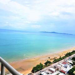 View Talay 8 Large studio apartment with sea view Pattaya