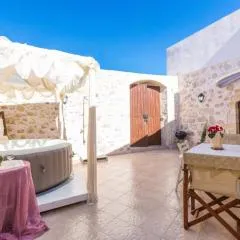 Tholos Home