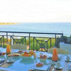 LUXURY APARTMENT FRONTAL BEACH in Doncella Beach