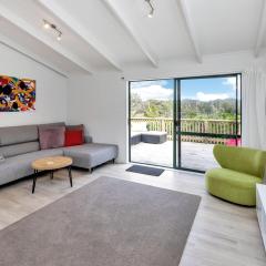 Lofty Te Haumi - Paihia Holiday Home