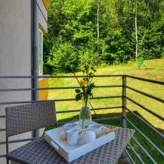 Stonowane i Eleganckie Apartamenty Sun Seasons 24 w Świeradowie Zdroju by Noclegi Renters