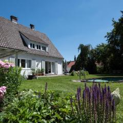 Haus Hirt - Idyllisch wohnen zwischen Augsburg und München