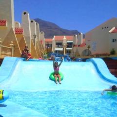 Comfortable apartment next to the pools