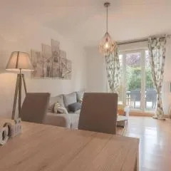 Garden apartment next to Disneyland