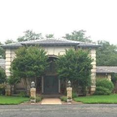 Live Oaks Bed and Breakfast