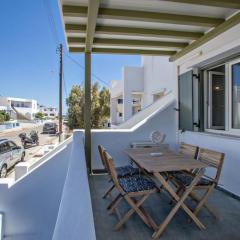 Cozy House in Tinos