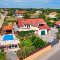 Amazing Home In Galovac With 6 Bedrooms, Wifi And Outdoor Swimming Pool