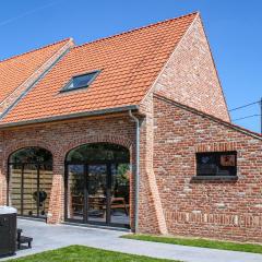 Cozy Home In Diksmuide With Wifi