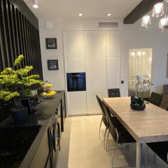 ZEN and Charming - Center -5 min walk to Sea- 2BR