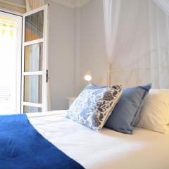 Colonial Suite